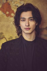 横浜流星、2026年度版のカレンダー制作決定