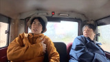 令和ロマン・くるま（左）とひろゆき氏＝南アジア旅の裏側でくるま＆ひろゆきが赤裸々トーク！〜最新話『世界の果てに、くるま置いてきた』（C）AbemaTV,Inc.