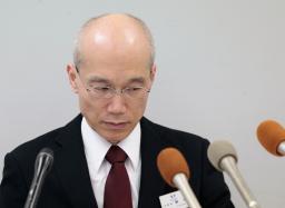 　記者会見する鹿児島県警の野川明輝本部長＝２１日午後、県警本部
