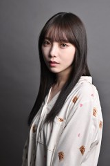 日曜劇場『リブート』に出演する与田祐希（C）TBS