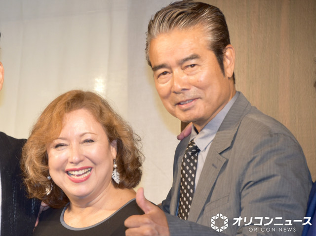 （左から）キャシー中島、勝野洋 （C）ORICON NewS inc.