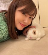 愛兎･しろくんとの別れ報告した安めぐみ（安めぐみオフィシャルブログより）