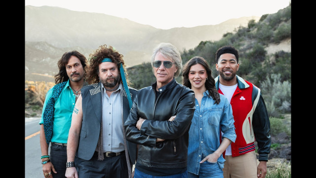 ジョン・ボン・ジョヴィ、大ヒット曲「Livin' on a Prayer」パロディCMに本人カメオ出演