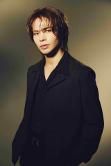 上田竜也主演舞台『リブリー』撮り下ろしビジュアル