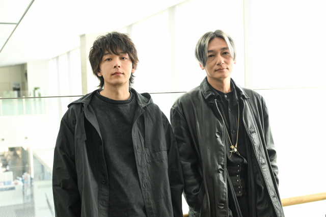 金曜ドラマ『DOPE 麻薬取締部特捜課』で初共演した中村倫也&井浦新(C)TBS