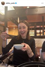 矢田亜希子「先日家族で行ってみたかった初しゃぶ葉行ってきました」（写真はインスタグラム@akiko_yada より）