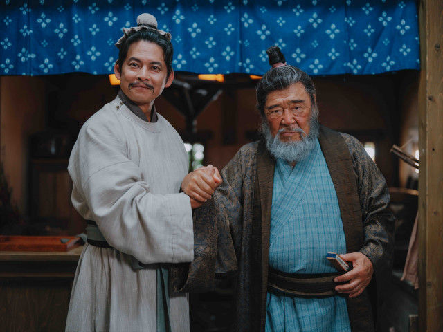 織田裕二主演、連続ドラマ『北方謙三　水滸伝』生みの親がカメオ出演（C）北方謙三／集英社 （C）2026 WOWOW／NTTドコモ