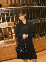 『コーチ 銀座オープニングイベント』に来場した福原遥