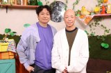 『しんごの芽』でMCを務める（左から）香取慎吾、小峠英二（C）ytv