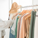 店頭で声をかけられないか、恐る恐る選ぶことも