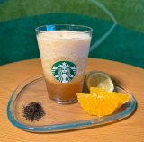 スタバに13日より登場する『シトラス＆ハニーソルベティー』、一足先に飲んできた