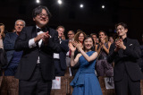 「第81回ベネチア国際映画祭」でワールドプレミアを飾った『果てしなきスカーレット』細田守監督、芦田愛菜、岡田将生 （C）KAZUKO WAKAYAMA