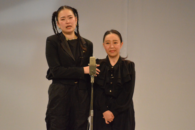 お笑いコンビ「爛々」の萌々が単独ライブ　大国麗（右）が復帰