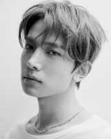 「EVAN」（HEESEUNG）