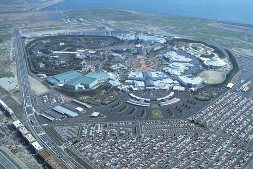 空から見た開園当時（１９８３年）の東京ディズニーランド（ＯＬＣ提供）