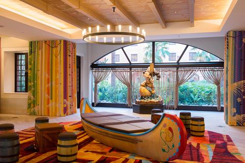 改修にあたり、ディズニーの世界観を新たに取り入れた「東京ディズニーセレブレーションホテル」（（Ｃ）Ｄｉｓｎｅｙ）