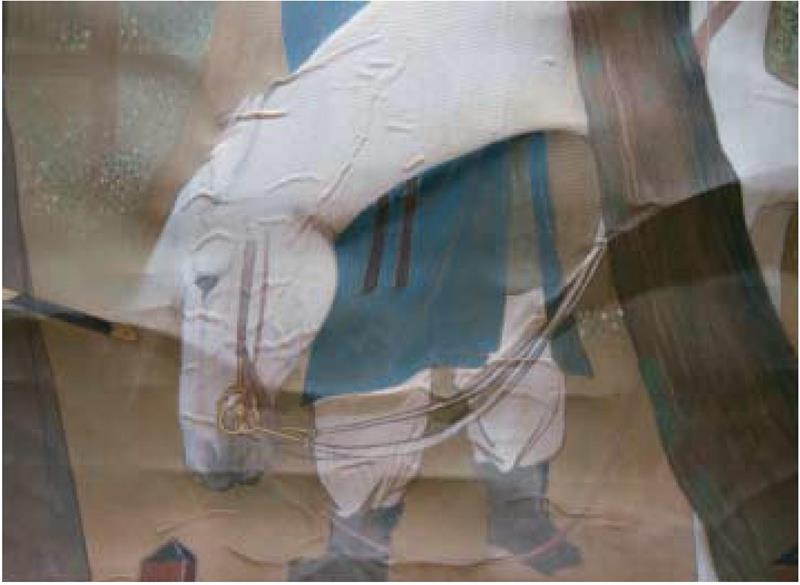 修復前。折れやしわ、肌浮きが目立つ(県立美術館提供)