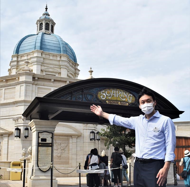 19年にオープンした「ソアリン:ファンタスティック・フライト」の舞台は空の博物館。開発担当の佐々木さんが当時の心境を振り返る=8月、浦安市の東京ディズニーシー