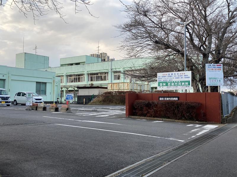 厳しい経営が続く国保匝瑳市民病院＝同市