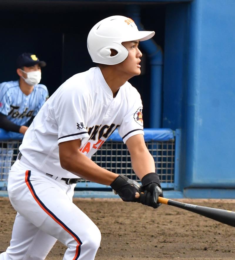 芦川　正真一塁手