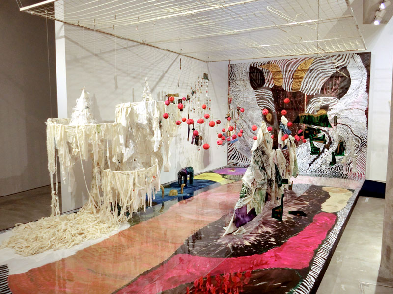 生き物の体内を表現した作品「からだうみ」