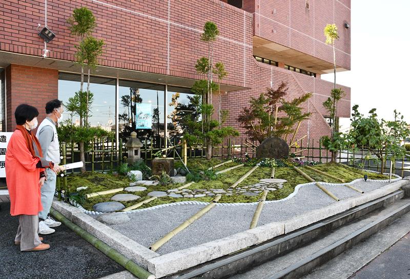 新型コロナ収束と世界平和の願いが込められた日本庭園＝香取市