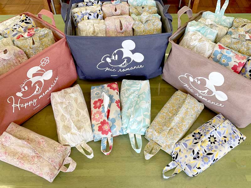 生徒が手作りしたティッシュ箱カバー
