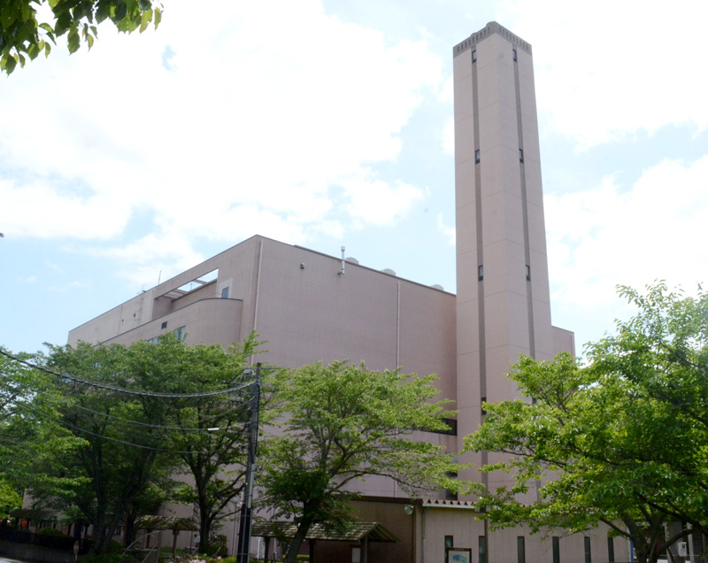 現在のごみ処理施設の東金市外三市町環境クリーンセンター=東金市三ケ尻