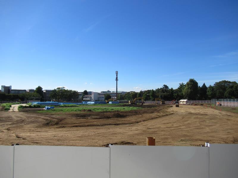発掘調査を終え、再整備工事が始まる市営野球場