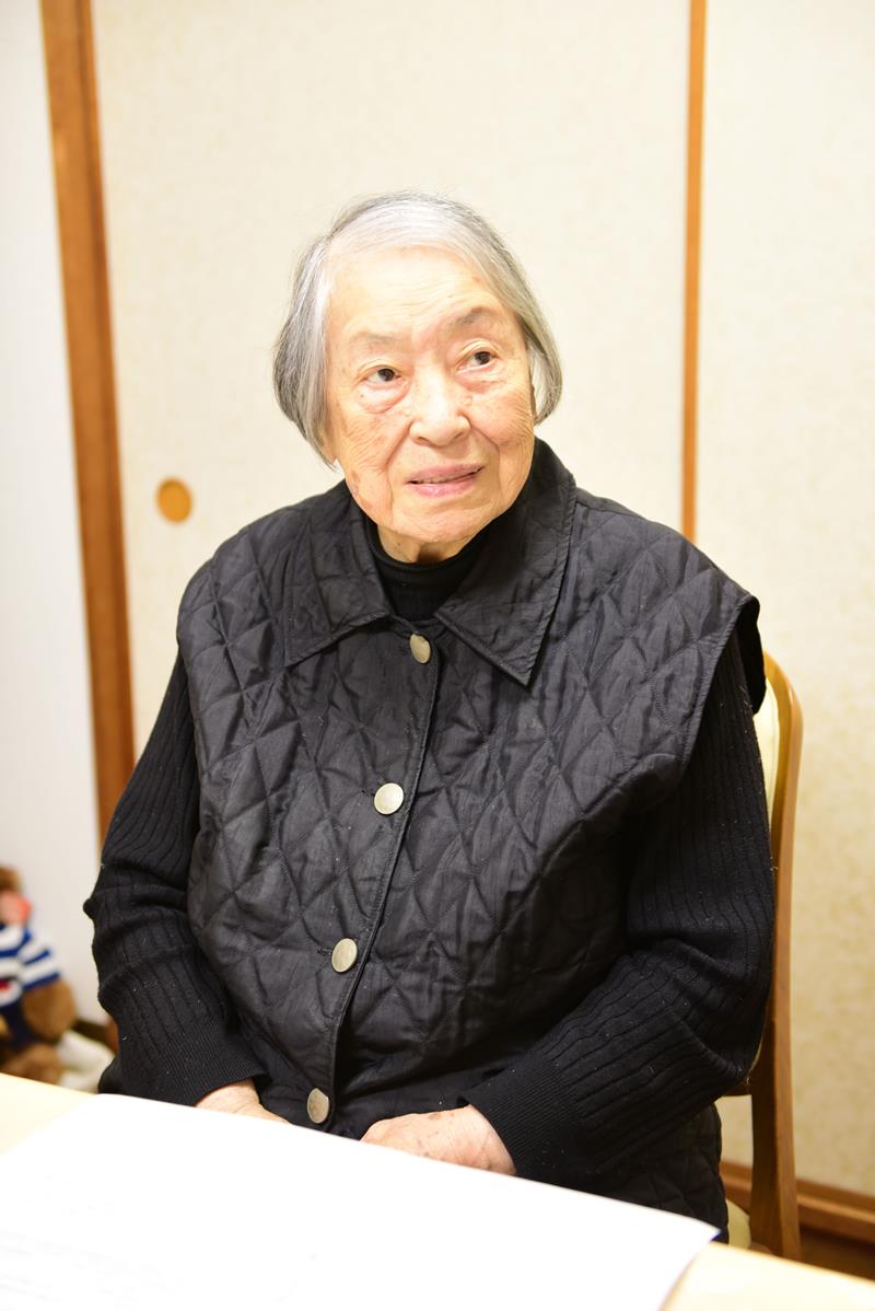 多様性尊重推進条例について話す元千葉県知事の堂本さん＝千葉市中央区