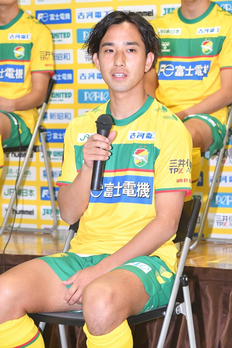 ジェフ千葉 シークレットメタルカード 横山暁之 ジェフユナイテッド市原・千葉 シークレットメタルカード 横山暁