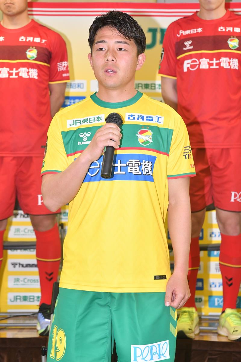 ジェフ千葉 熱帯びる運動量 19DF岡庭愁人 【2024俺たちの新戦力】 ジェフ