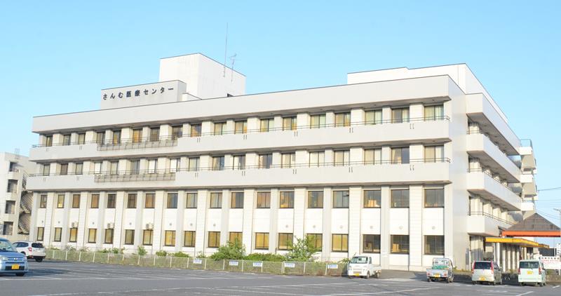 山武市内で唯一の分娩施設だった「さんむ医療センター」＝５月、同市