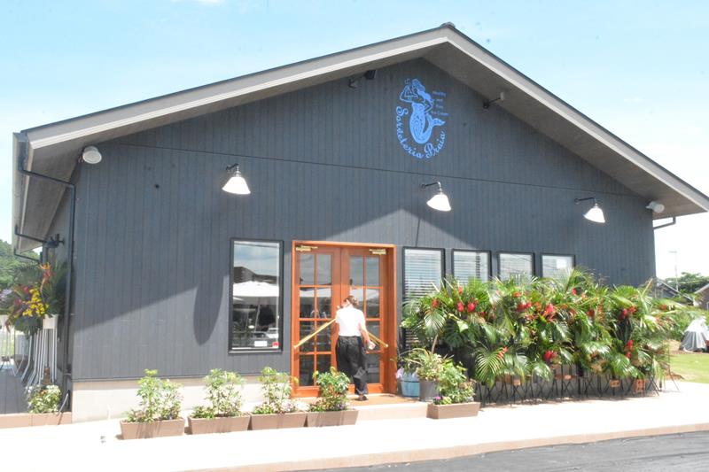 国道１２８号沿いにオープンした「ソルヴェテリア　プライア」＝いすみ市