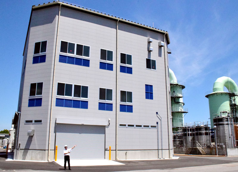 8月から稼働した新たなヨウ素精製設備=白子町のK&Oヨウ素千葉工場