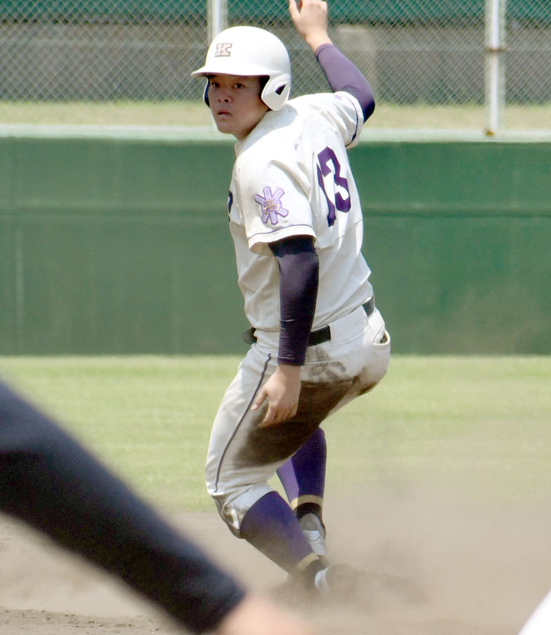 大けが乗り越えチーム鼓舞 京葉・長瀬 第108回全国高校野球 千葉