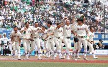 ナイン一丸難敵撃破　故小枝元監督に届けたＶ　拓大紅陵　第１０８回全国高校野球　千葉大会　最終日　#熱球千葉